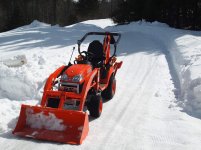 KUBOTA FUN IN THE SNOW 3-23-14 009.jpg