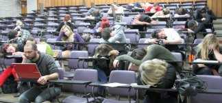 lecture-hall-sleeping.jpg