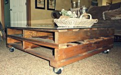 side view pallet table with writing.JPG side view pallet table with writing.JPG