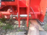 r20140512_snowblowerHitchPin.jpg