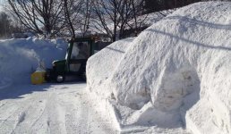 aaasnowpile2.jpg