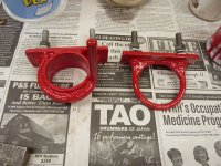 PeaveyBrackets1.JPG PeaveyBrackets1.JPG