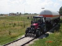 a.baa-Tractor-pull-rail-tank.JPG