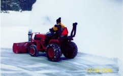 608164-snowblow-1.jpg