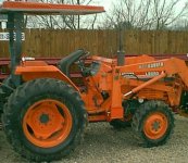 571139-kubotatractorand loader10995-2.JPG