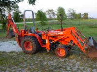 524315-9-13-2004 kabota tractor - email 002.jpg