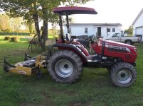 My tractor 001.jpg