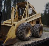 New Holland L778 004.jpg