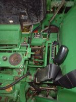 574870-right side of seat.jpg