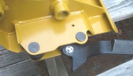 110tlbqtachplateweld.jpg