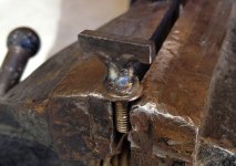 thumbscrew4.jpg thumbscrew4.jpg