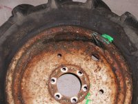 tRAILER N TRACTOR WHEEL 001.JPG