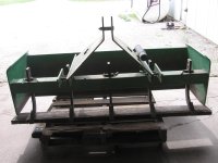 Frontier 5-1/2 ft. Box Scraper