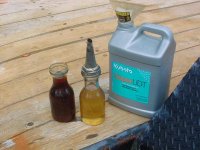 739109-Kubota OIl Change 2.jpg