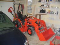 621616-Tractor 001 (Medium).jpg