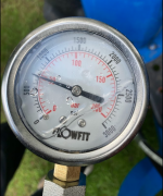Gauge revs on.PNG
