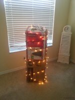 Christmas Tree in box w lighs - ksII0Ga.jpg Christmas Tree in box w lighs - ksII0Ga.jpg