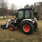 bobcat tractor.png