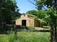 662709-barnalmost.jpg