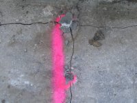 704711-cracks.JPG