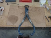 TongsGrapple (3).JPG TongsGrapple (3).JPG