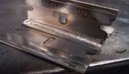 razor012.jpg