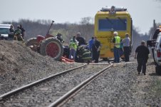 Tractor-train-collission-laurel.jpg Tractor-train-collission-laurel.jpg