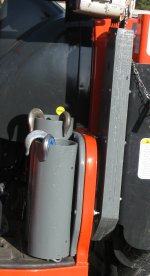 20110412_KiotiChainsaw_and_Chain_Holders_6 (2).jpg