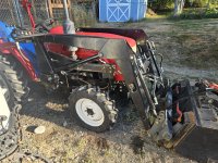 Tractor right side.jpg