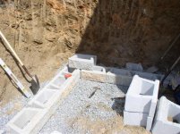 745661-Retaining wall 006 (Small).jpg