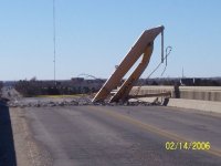 830397-bridge (600 x 450).jpg
