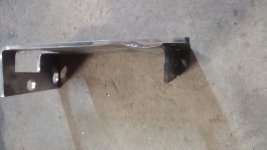 loader bracket.jpg