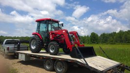 2015 Mahindra 2555 HS Cab #3.jpg 2015 Mahindra 2555 HS Cab #3.jpg