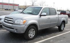 2004-2006_Toyota_Tundra_DoubleCab.jpg