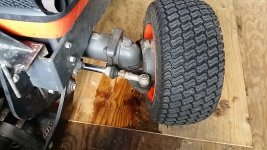 Kubota_leak2.jpg