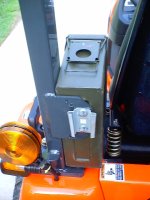 627629-Bx2230-tool box_0005.jpg