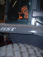 627633-kubota peeing.JPG