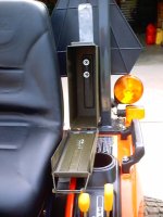 627634-Bx2230-tool box_0002.jpg