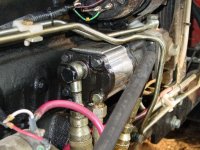 710189-NewHoseBolt.JPG