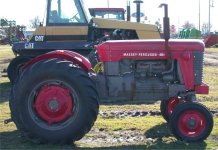 832379-Massey_85 tractor.JPG