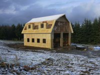 785673-snow_barn.jpg