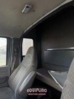acc271784-11.jpg