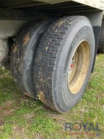 835-tn-12.jpg