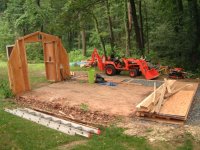 2-169211-oldshedalmostdown.jpg