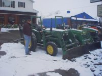 12-114668-tractor1.jpg