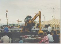 34-222182-JCB41.jpg