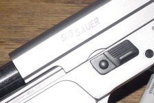 6-171722-sig-slide.jpg