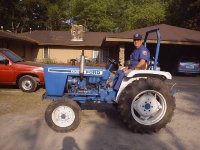 723362-old tractor.JPG