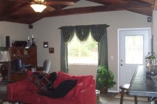 749899-100_3370 (Small).JPG