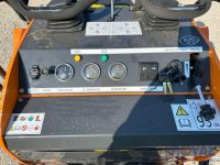 2203-9.jpg